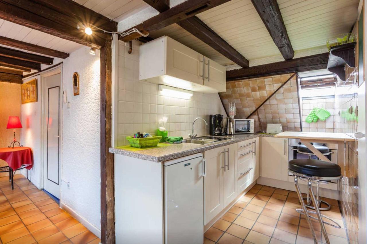 Appartement Typique Et Cosy A Deux Pas De La Cathedrale ストラスブール エクステリア 写真